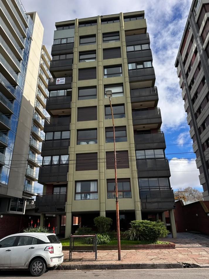 Foto de VENTA DEPARTAMENTO 2 AMBIENTES CON COCHERA,BAULERA Y VISTA AL MAR, imagen 1