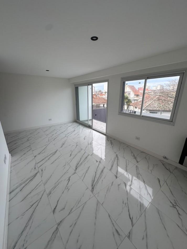 Foto de VENTA DEPARTAMENTO 2 AMBIENTES A ESTRENAR CON BALCON Y COCHERA, imagen 2