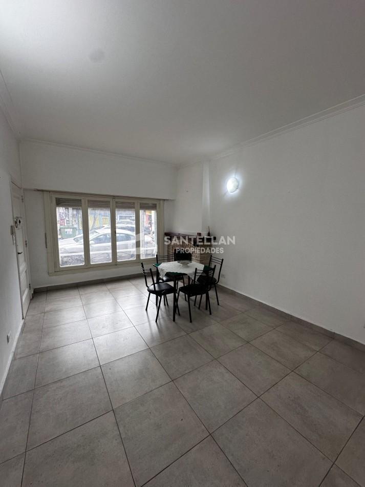 Foto de CHALET TRES AMBIENTES CON PARQUE BARRIO CHAUVIN, imagen 3