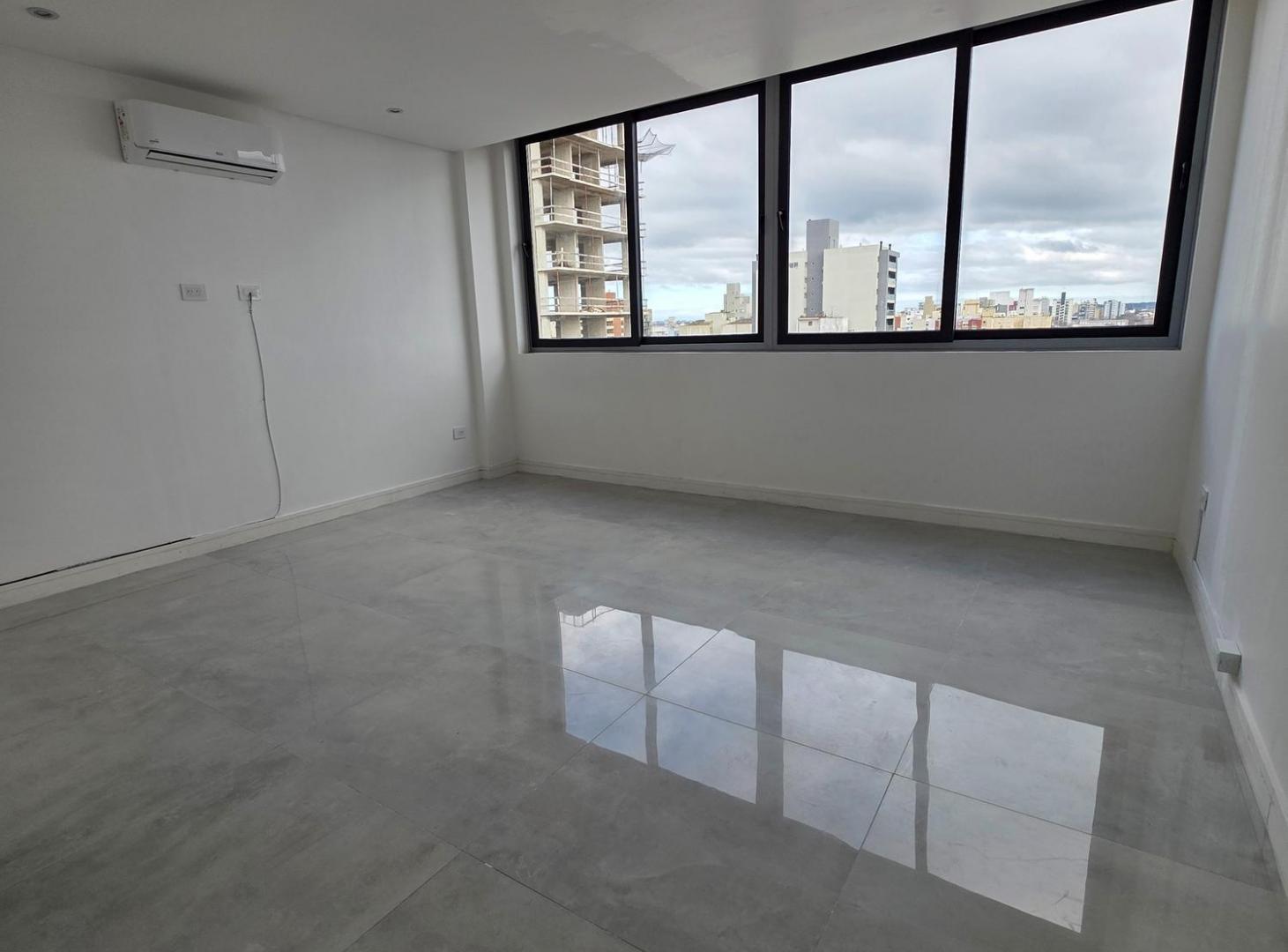 Foto de ALQUILER DE OFICINA - Edificio Genus Office Center., imagen 1