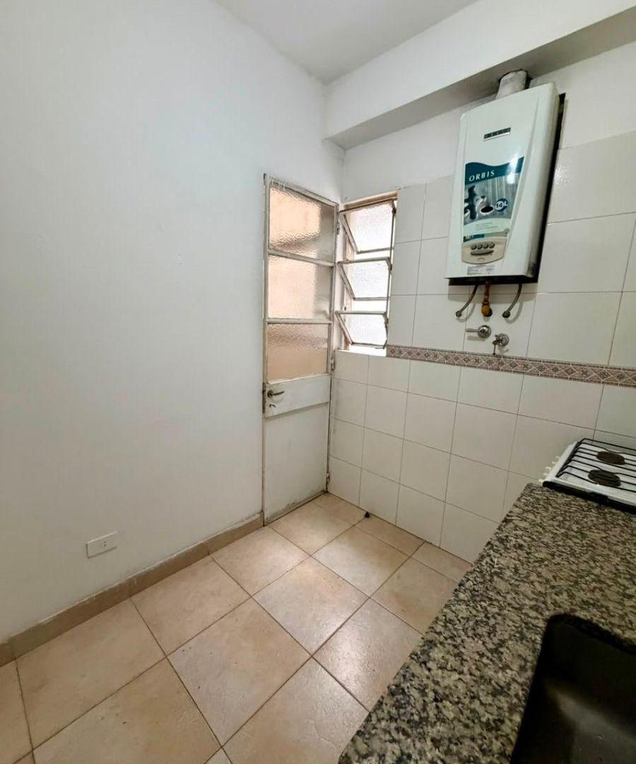 Foto de DEPARTAMENTO EN VENTA EN EL CORAZÓN DE VILLA DEL PARQUE, imagen 3