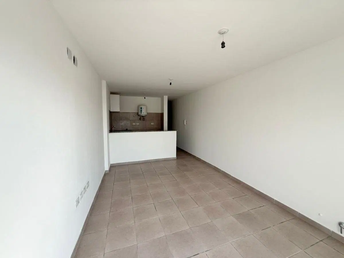 1 dormitorio ultimo piso frente en Alto Alberdi 5