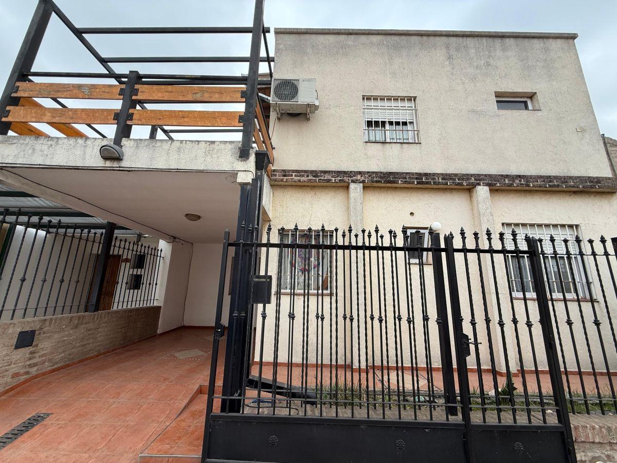 Foto de 3 DORMITORIOS EN BARRIO CERRADO LOMAS DEL SUQUIA, imagen 4