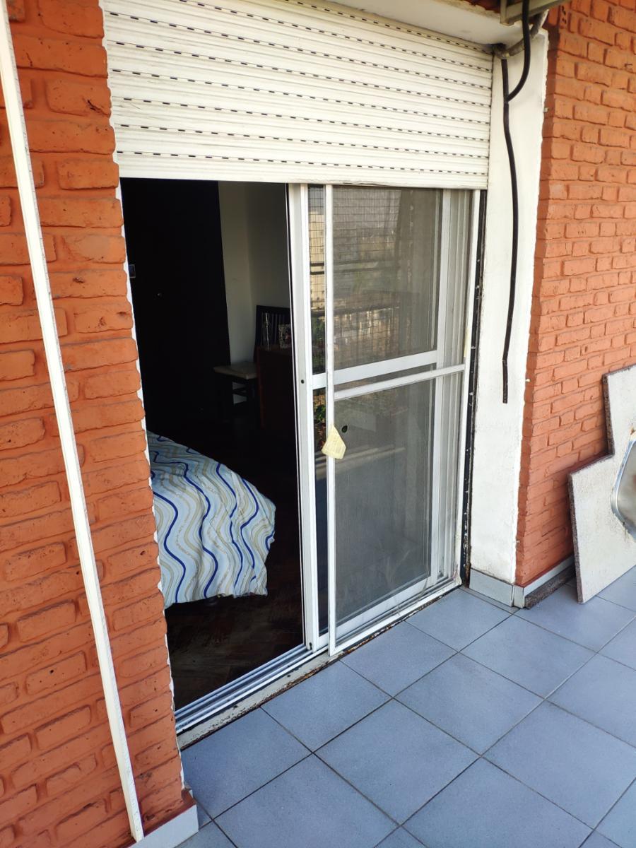 3 Ambientes con Balcon 4