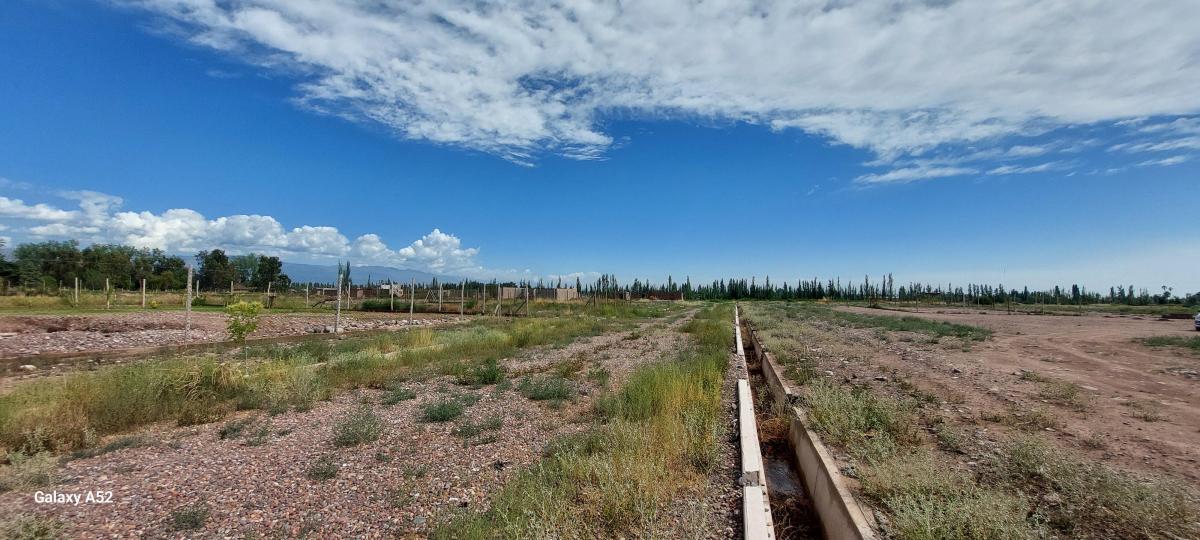 Vendo Lotes en Russell Maipú 3
