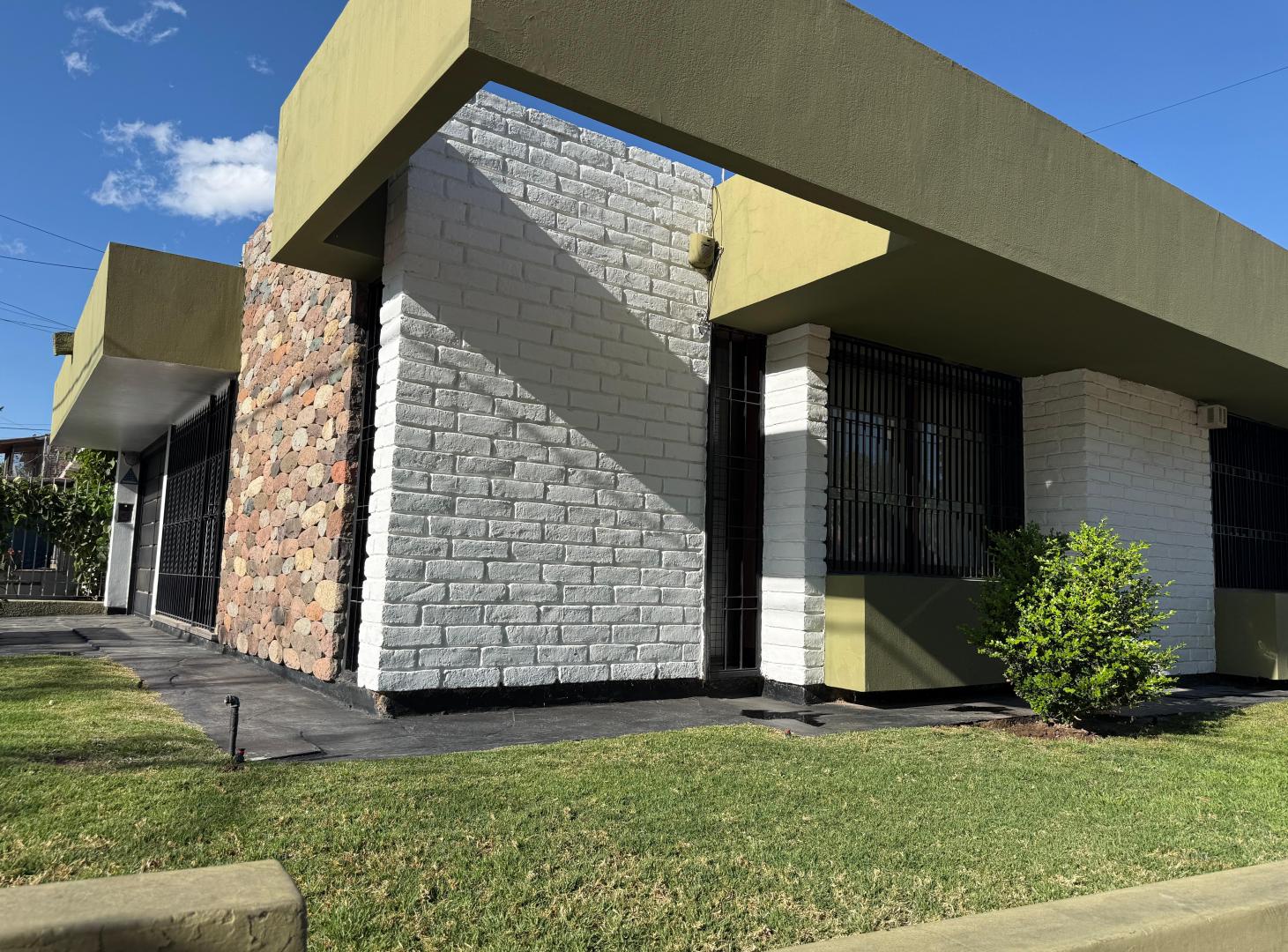 Foto de VENDO CASA EN B° SANTA ANA!!, imagen 1