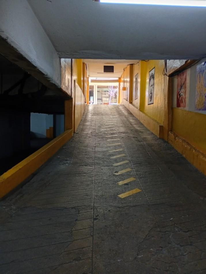 ESPACIO DE COCHERA