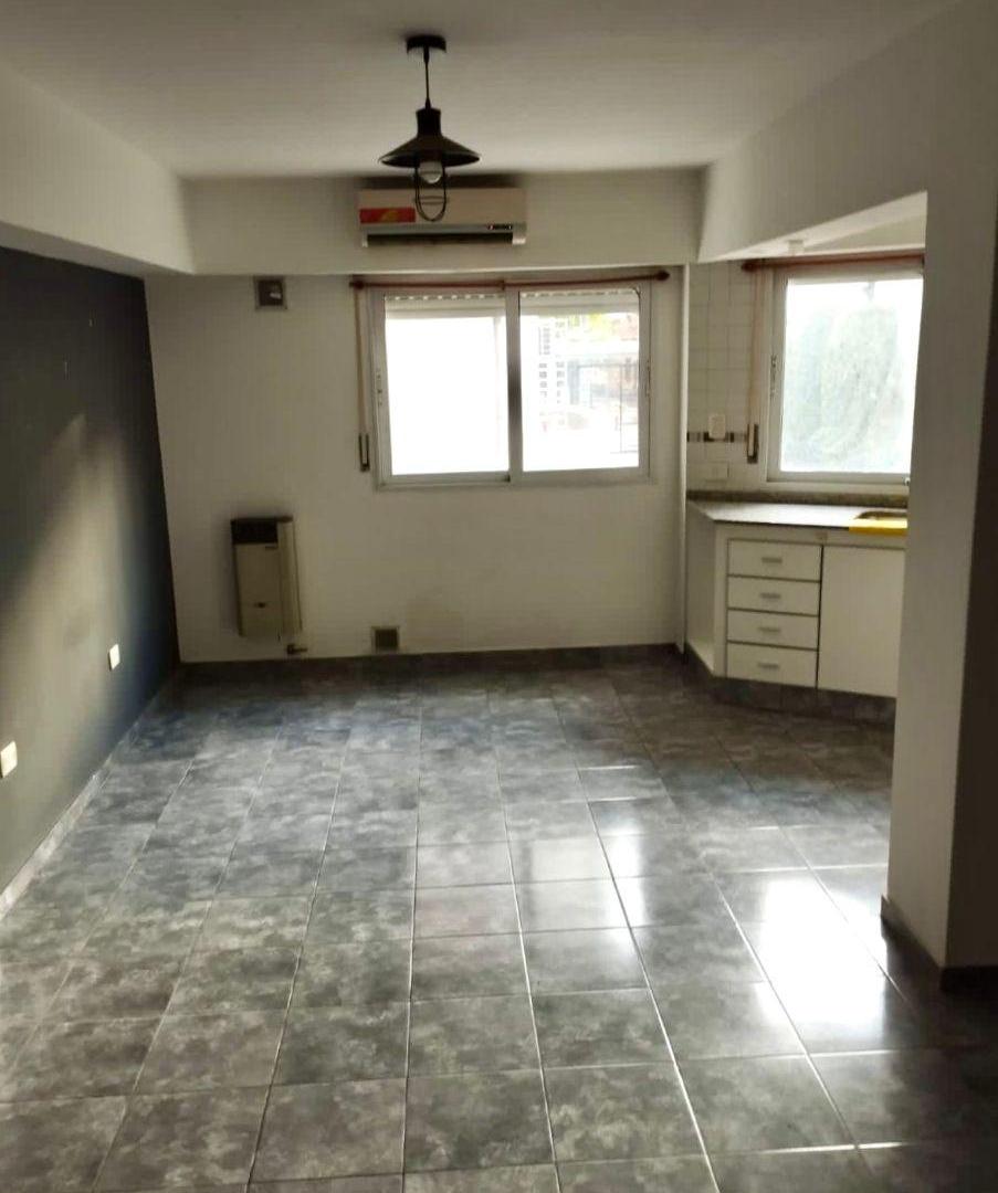 Foto de Monoambiente en alquiler – Planta baja – Excelente ubicación- Haedo, imagen 5