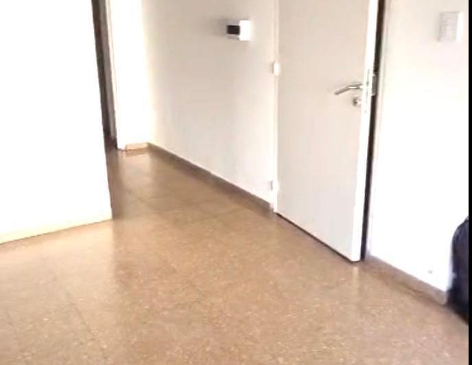Exc. Depto de 1 dorm.  s/Av. Duarte Quiróz al 900- Muy luminoso - Reciclado  4