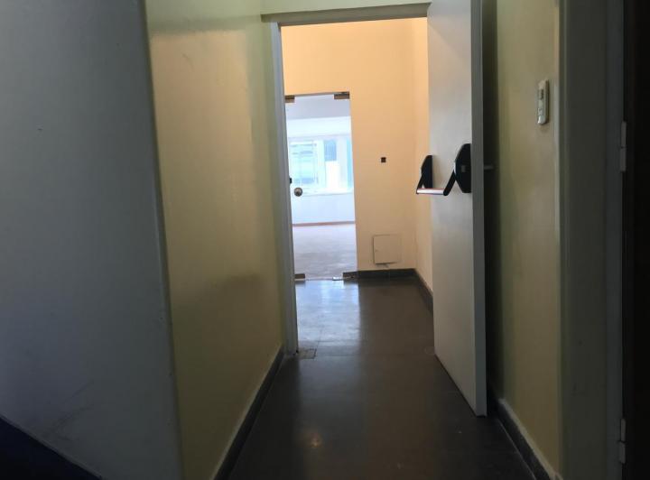 VENTA OFICINA COMERCIAL MICROCENTRO 4
