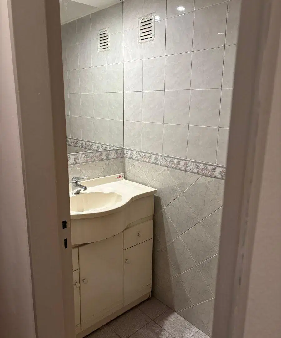Departamento de 87 m2 con 2 dormitorios en alquiler en Centro 5
