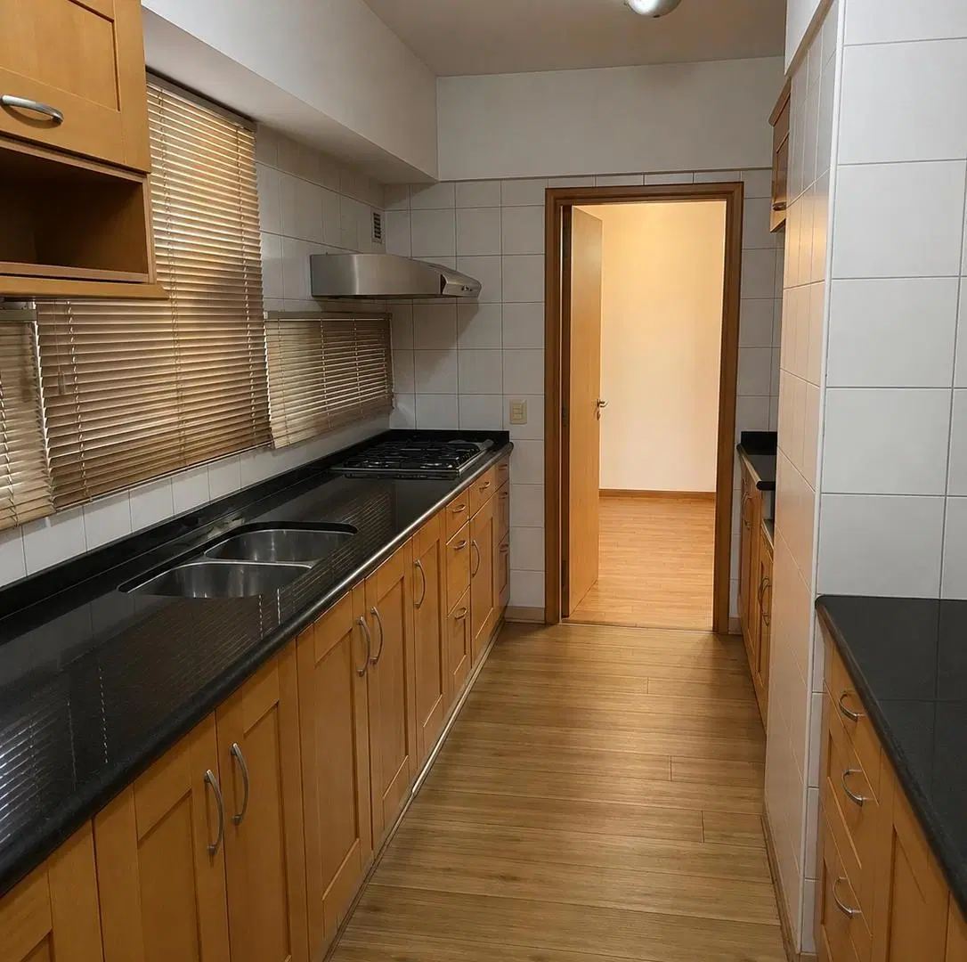 Departamento de 120 m2 construidos con 3 Dormitorios en Alquiler en Rosario 2