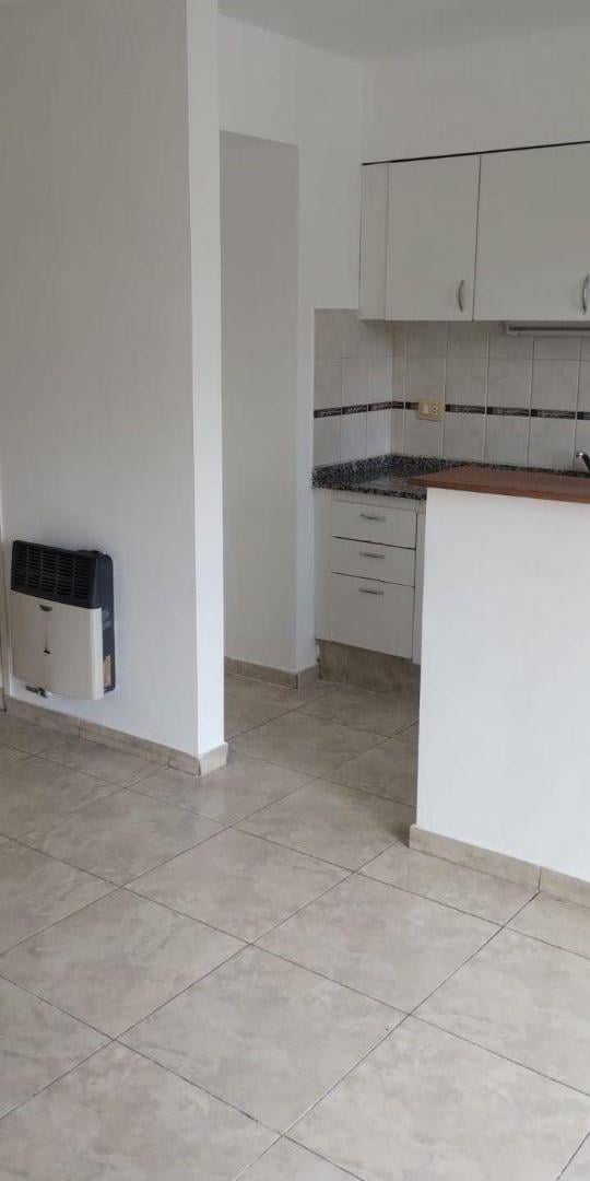 Foto de Departamento de 45 m² con 2 dormitorios en alquiler en Centro, imagen 5