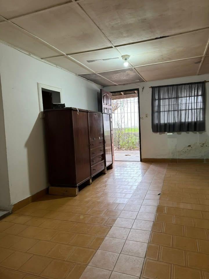 Foto de CASA A RECICLAR EN VENTA, imagen 4
