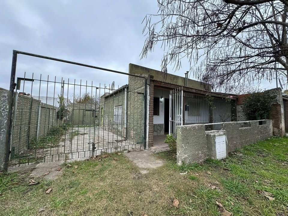 CASA A RECICLAR EN VENTA