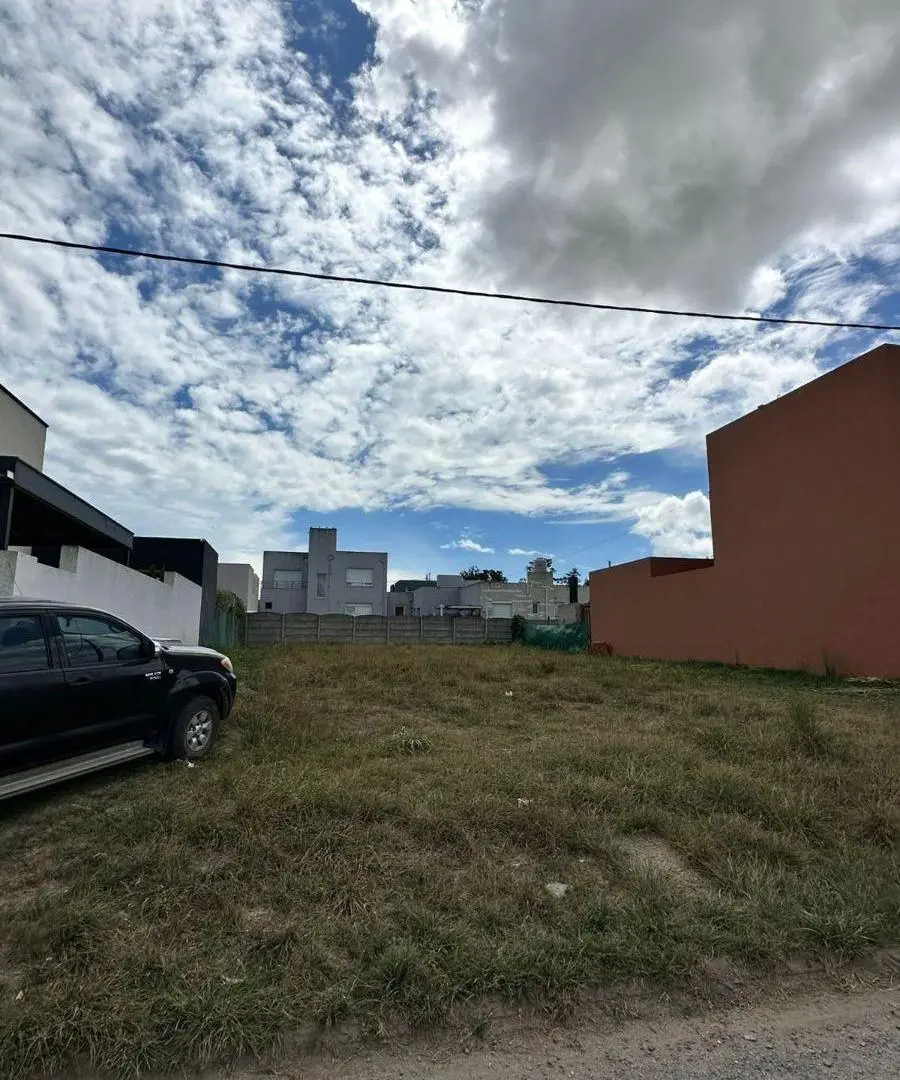 Lote en venta – Zona Graduados | Entorno residencial 3