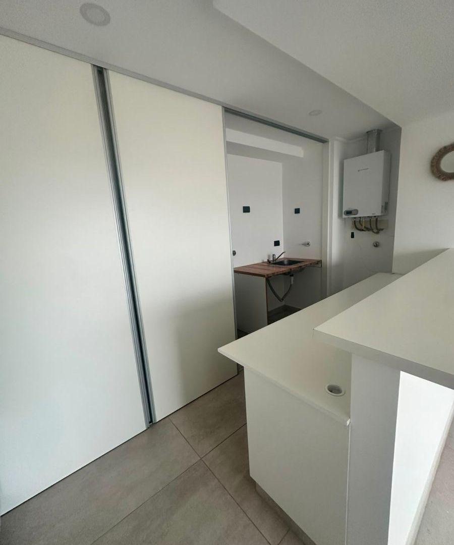Foto de Departamento de 38 m² con 1 dormitorio en alquiler en Centro, imagen 2