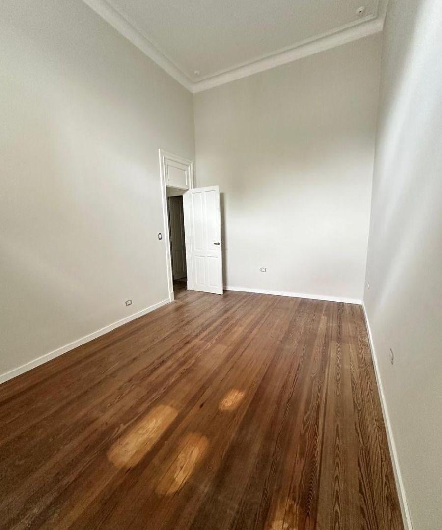 Foto de ALQUILER USO PROFESIONAL CASONA RECICLDA A NUEVA 4 AMBIENTES SAN MARTIN, imagen 4