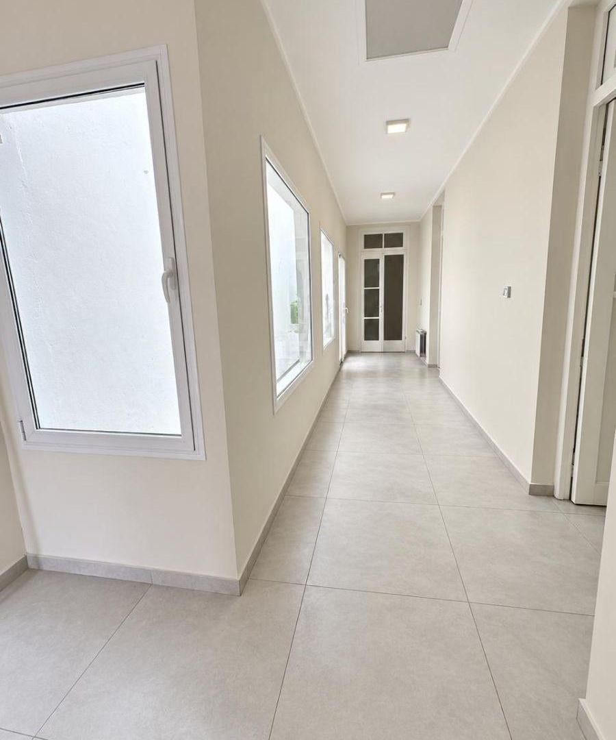 Foto de ALQUILER USO PROFESIONAL CASONA RECICLDA A NUEVA 4 AMBIENTES SAN MARTIN, imagen 2