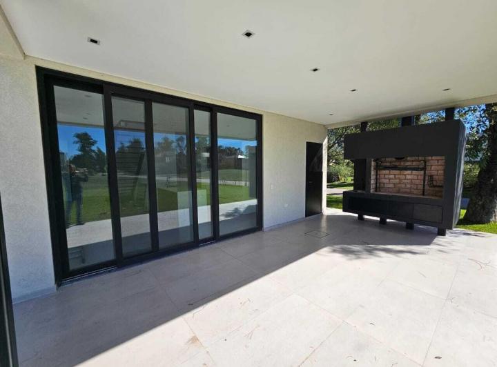 Casa  en Alquiler en Saint Thomas Oeste, Esteban Echeverría, G.B.A. Zona Sur 4
