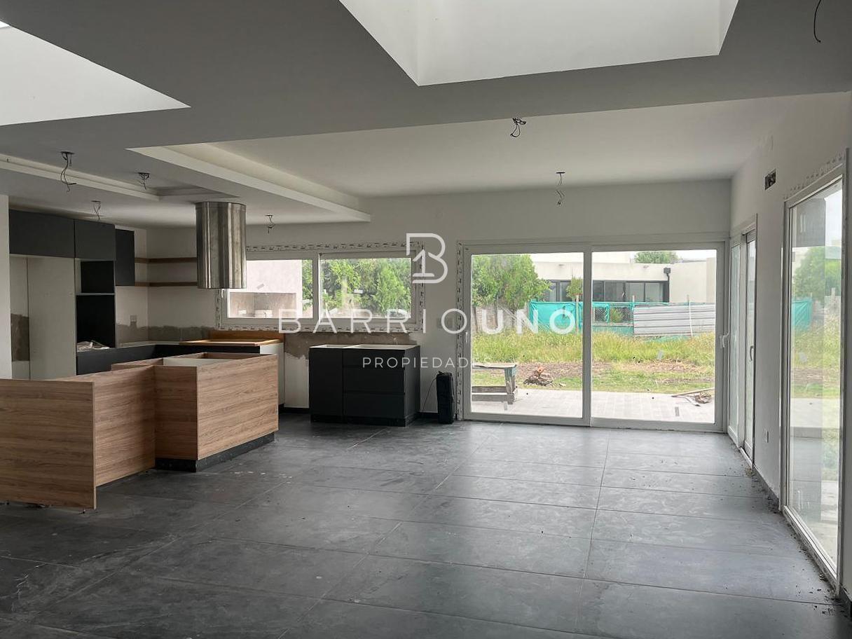 Foto de Casa en Venta 4 dormitorios en Santa Ines Canning, Esteban Echeverría, imagen 2