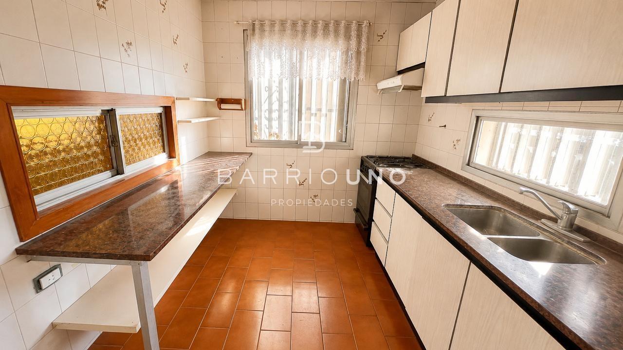 Foto de Chalet 223 m² en planta baja | Garage doble | Lote 730 m² | Barrio Uno, imagen 3