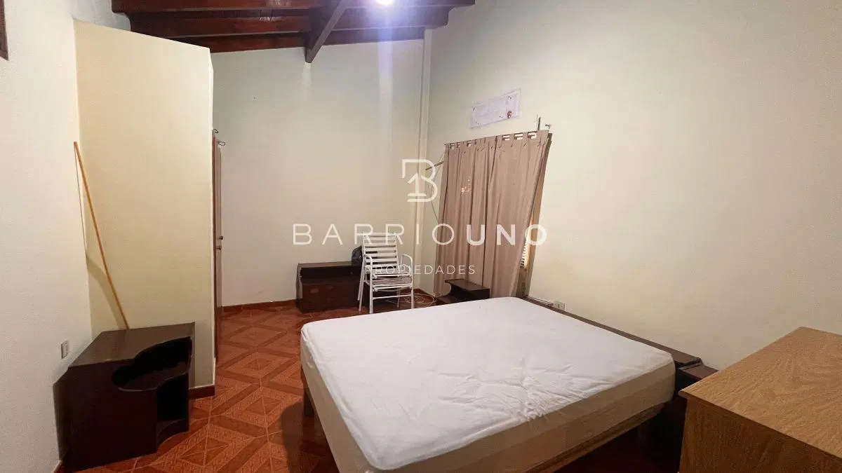 Casa 2 dorm. + Local comercial | Cochera | Jardín | 154 m² | Monte Grande 2