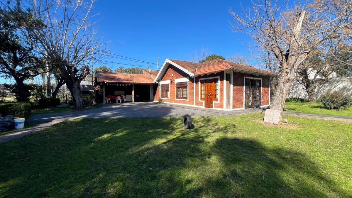 Foto de Casa Quinta en Ezeiza 120 m2 Cubiertos, lote de 1300 metros, con pileta, imagen 1