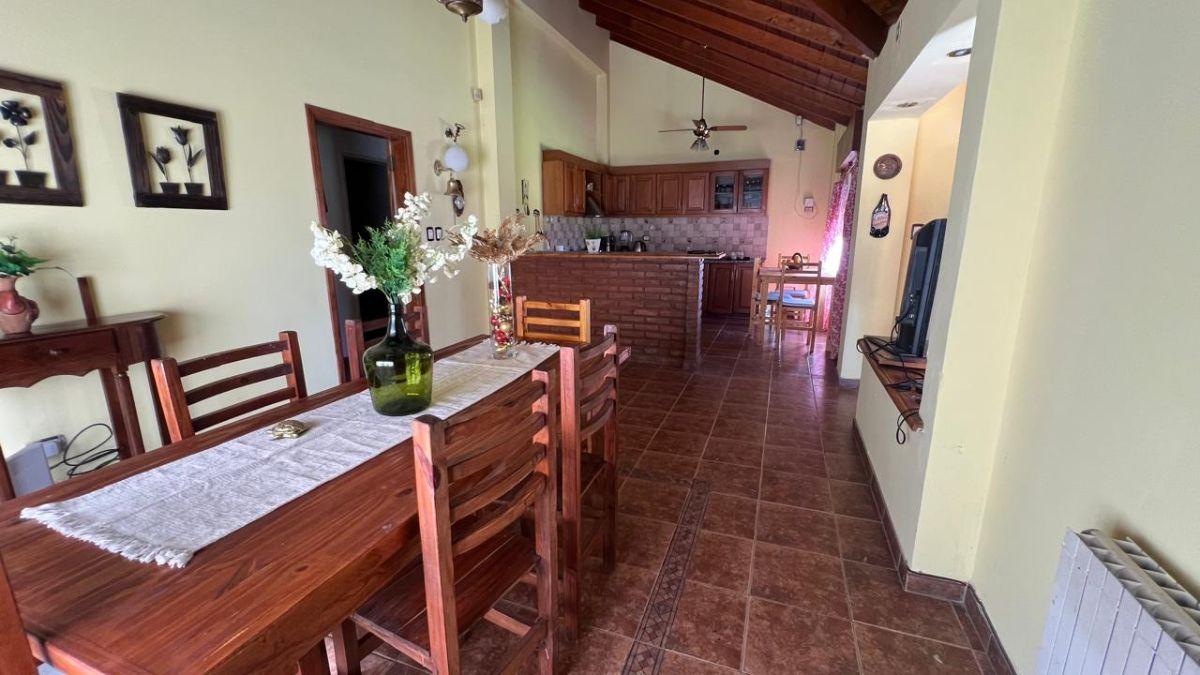 Foto de Casa Quinta en Ezeiza 120 m2 Cubiertos, lote de 1300 metros, con pileta, imagen 2