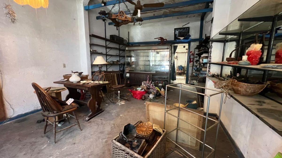Foto de Local de 100 m² en alquiler en Banfield - zona comercial, imagen 3