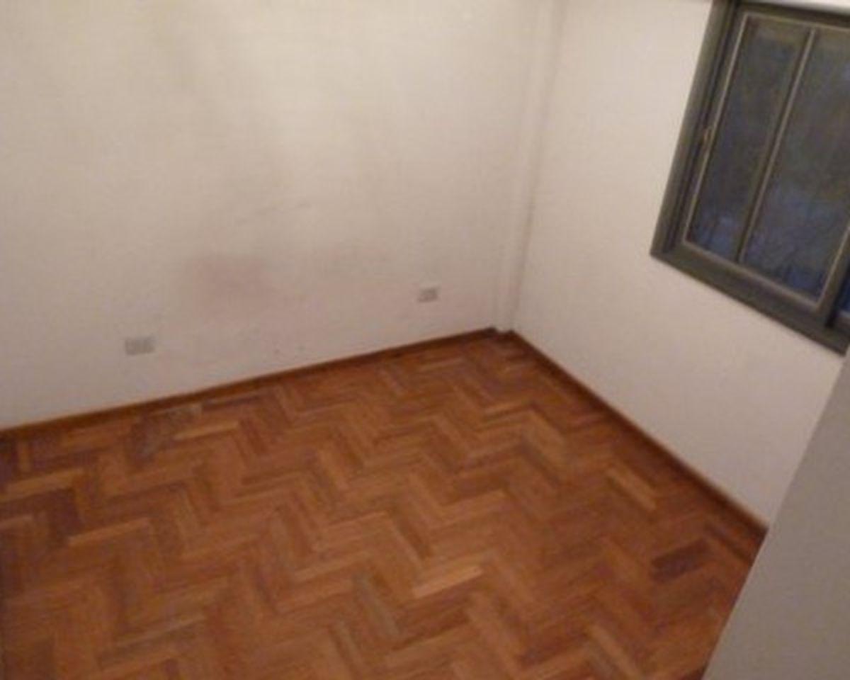 Foto de 2 Ambientes en Lomas de Zamora – Apto Crédito – A 2 Cuadras de la, imagen 1