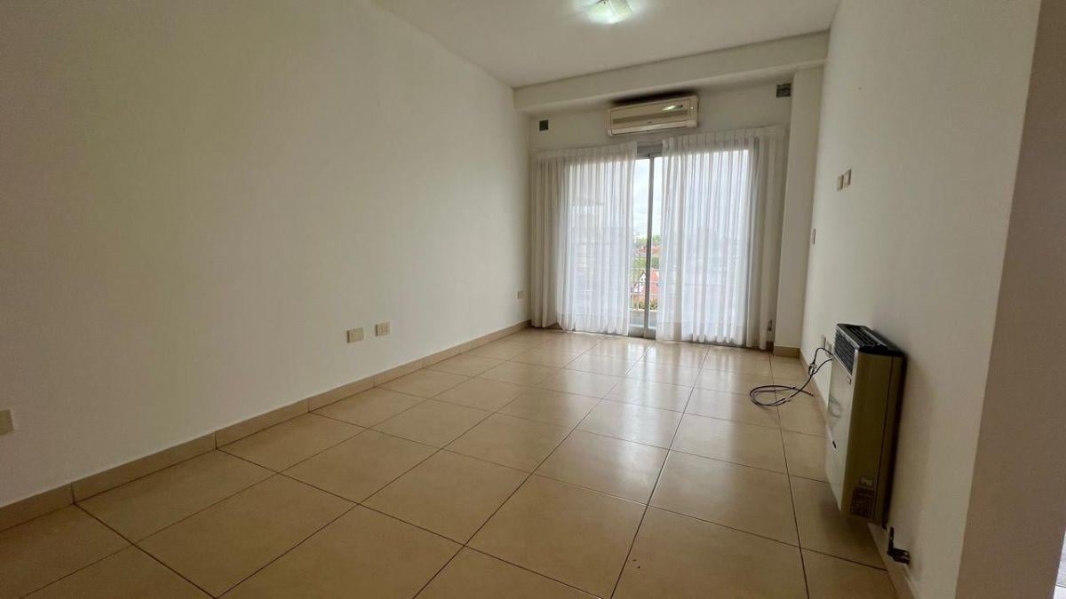 Foto de Departamento de 2 ambientes en venta y alquiler en Monte Grande, imagen 2