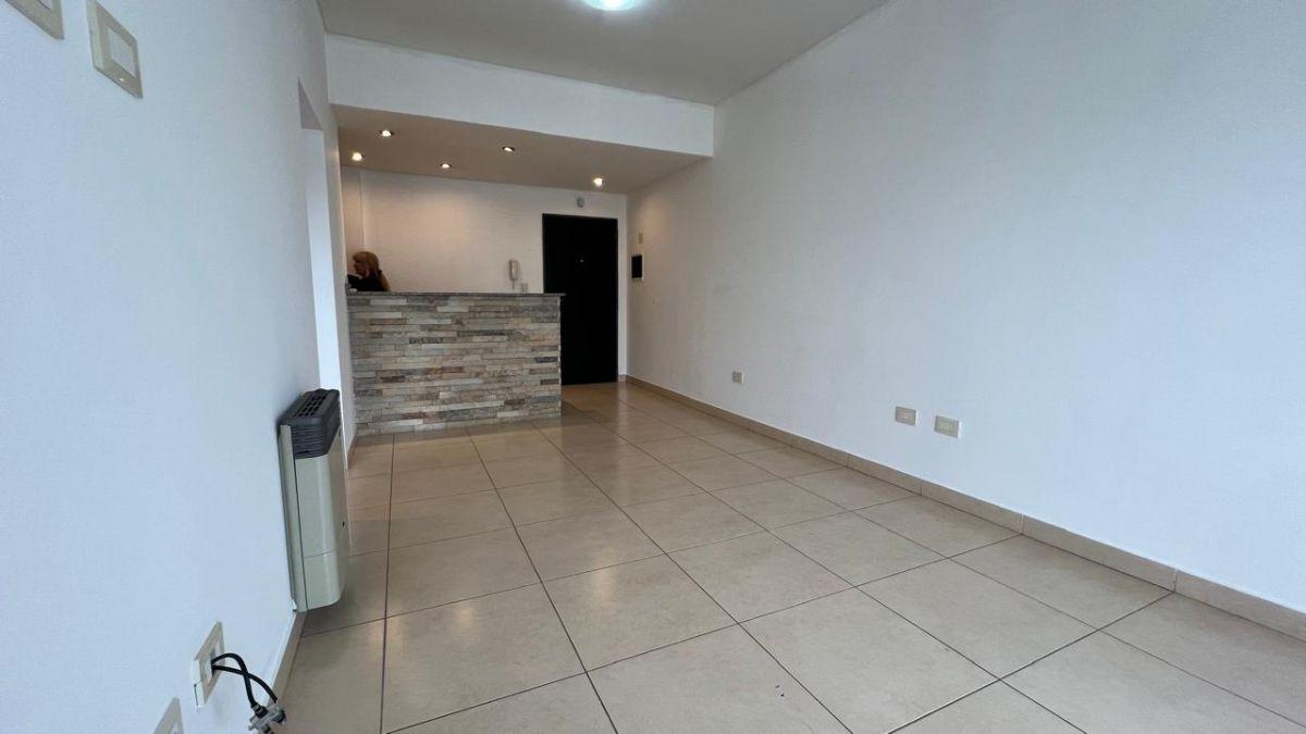 Foto de Departamento de 2 ambientes en venta y alquiler en Monte Grande, imagen 3