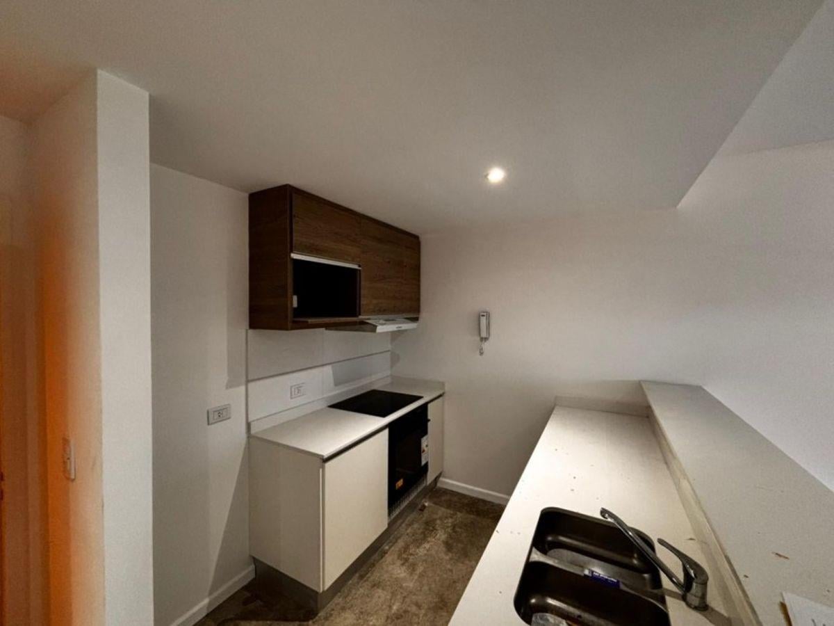 Foto de Departamento de 2 ambientes de 50 m² en alquiler en Canning, imagen 5