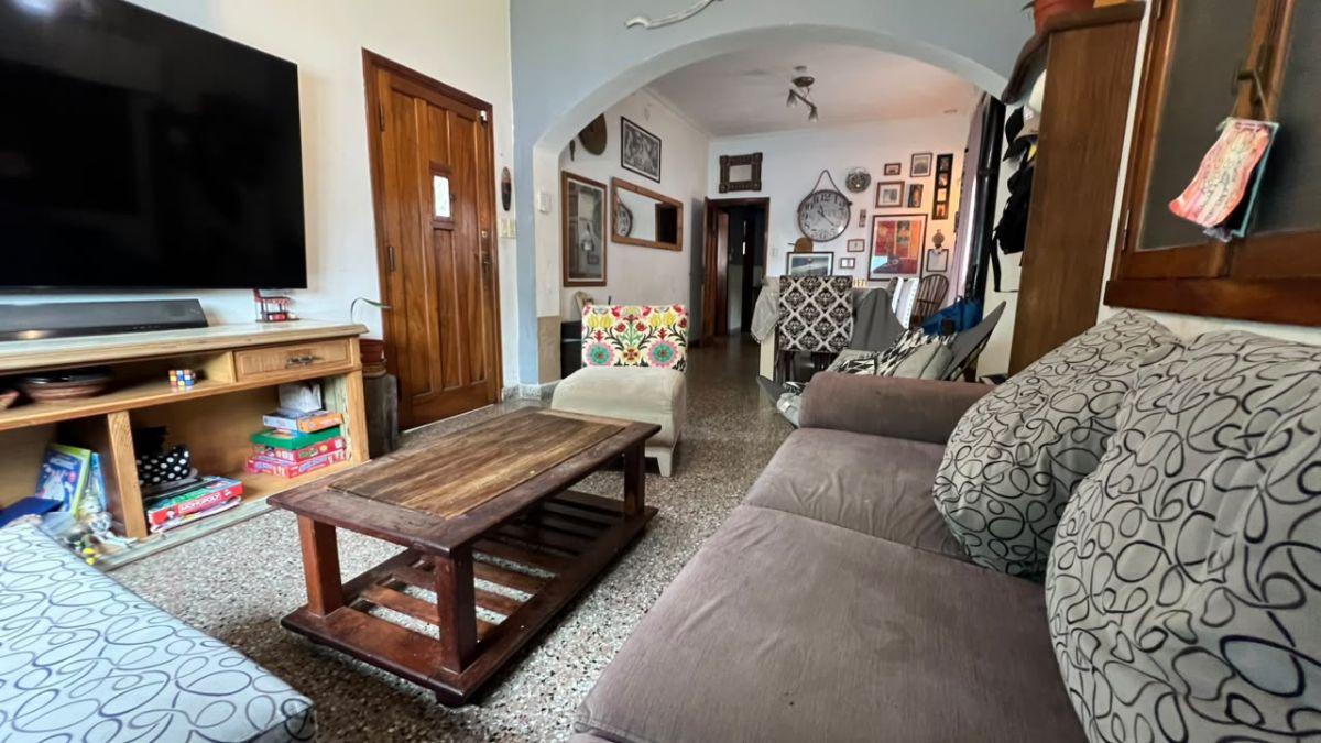 Foto de Casa de 2 dormitorios en Ezeiza a metros de la estacion – Terreno libre, imagen 4