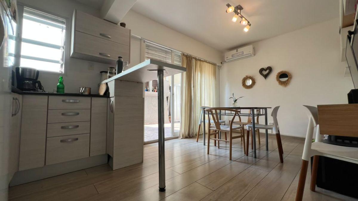 Foto de 2 ambientes reciclado a nuevo con patio de 44 m² – Florida y Av. Córdoba, imagen 4