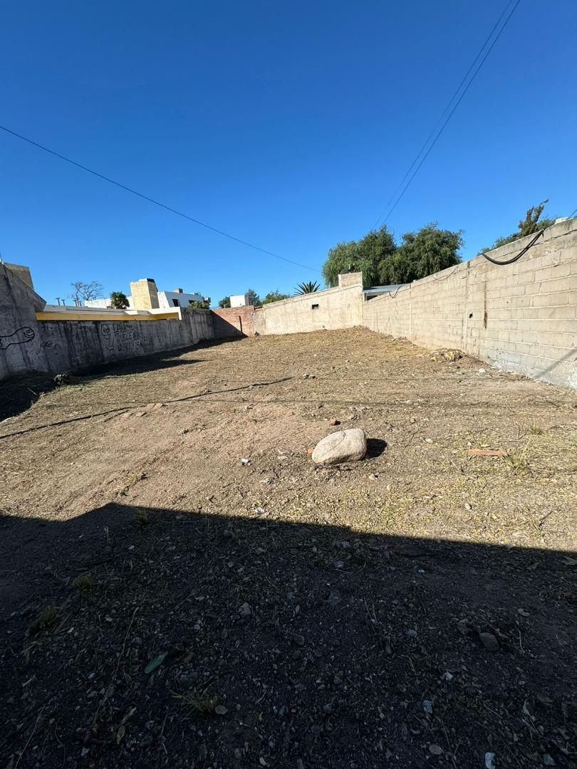 Terreno en Villa Dolores 4