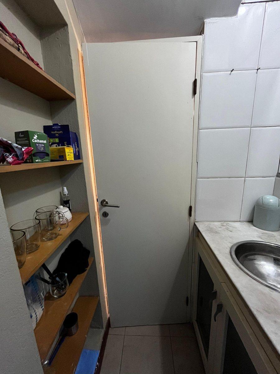 Venta Oficina en Barrio Norte Planta Baja 4