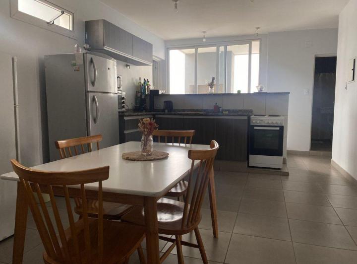 VENTA CASA CON POTENCIAL COMERCIAL Y RESIDENCIAL 2