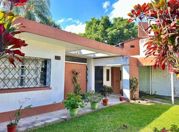Venta casa zona Av. America. 920 m2. Apto Credito 1