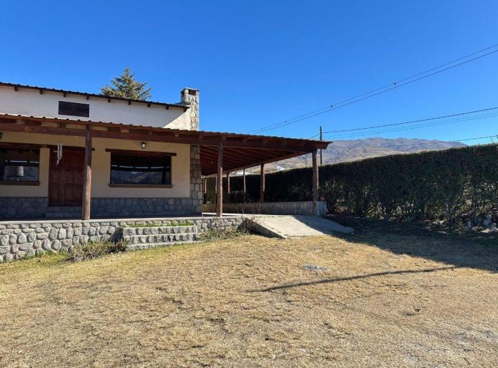 VENTA CASA 3 DORMITORIOS EL CHURQUI TAFI DEL VALLE 2