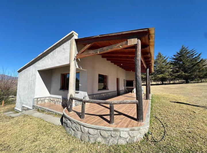 VENTA 2 CASAS EN LOTE DE 2000 M2 - TAFI DEL VALLE 3
