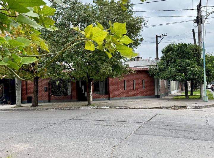 VENTA CASA PLANTA BAJA 2 DORMITORIOS CON JARDIN 1