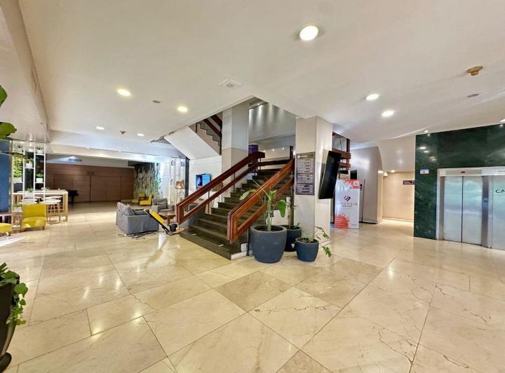 ALQUILER PLANTA COMERCIAL 480 M2 | HOTEL CATALINAS 4