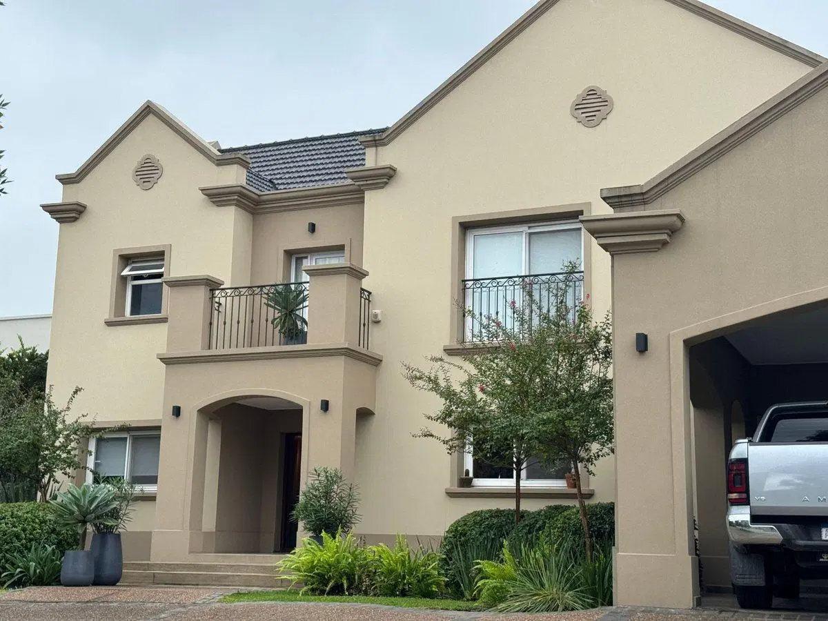 VENTA CASA Bº LOS OLIVOS  LOTE CENTRAL PREMIUM 5