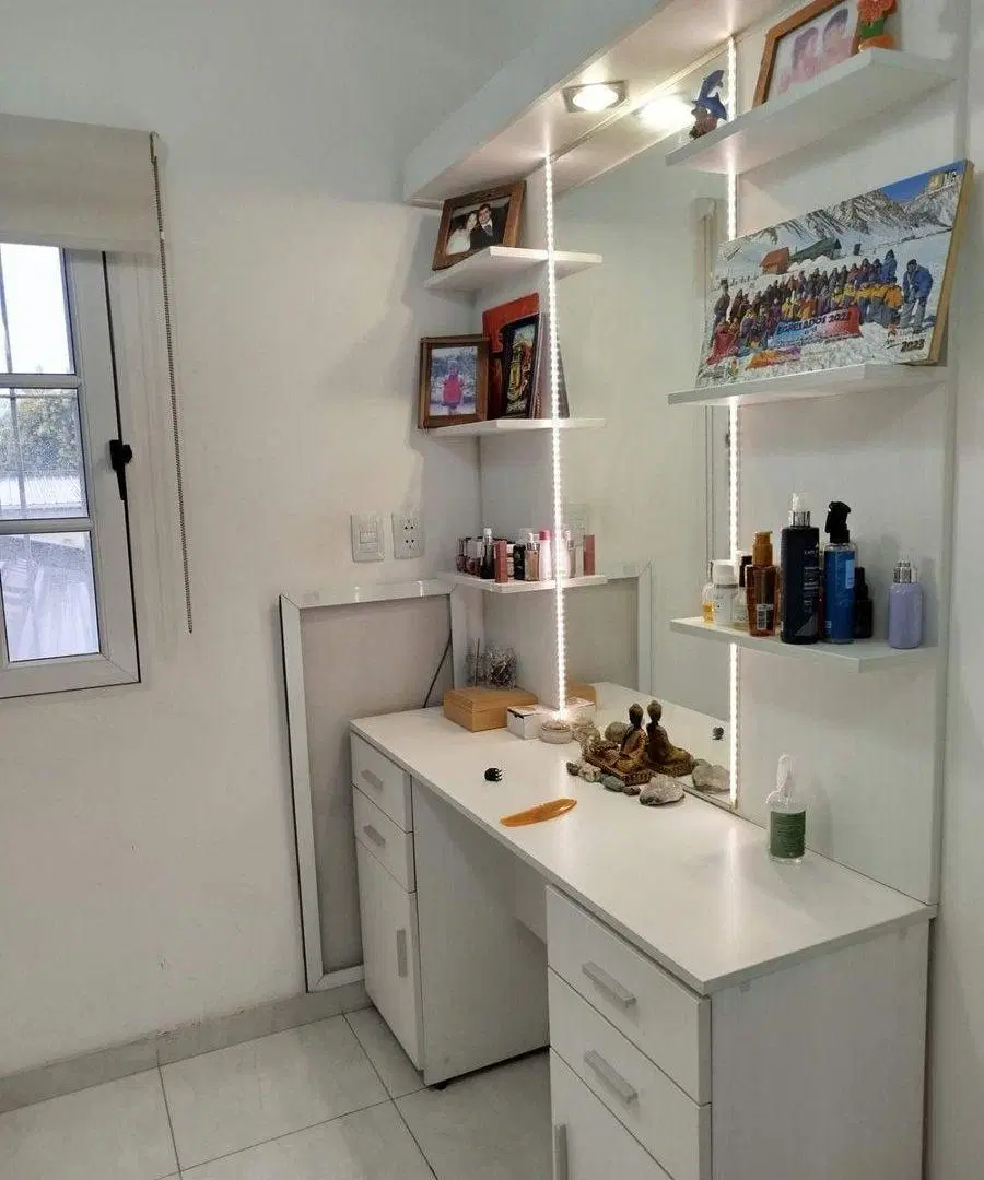 VENTA CASA ESQUINA A METROS DEL SHOPPING PORTAL 5