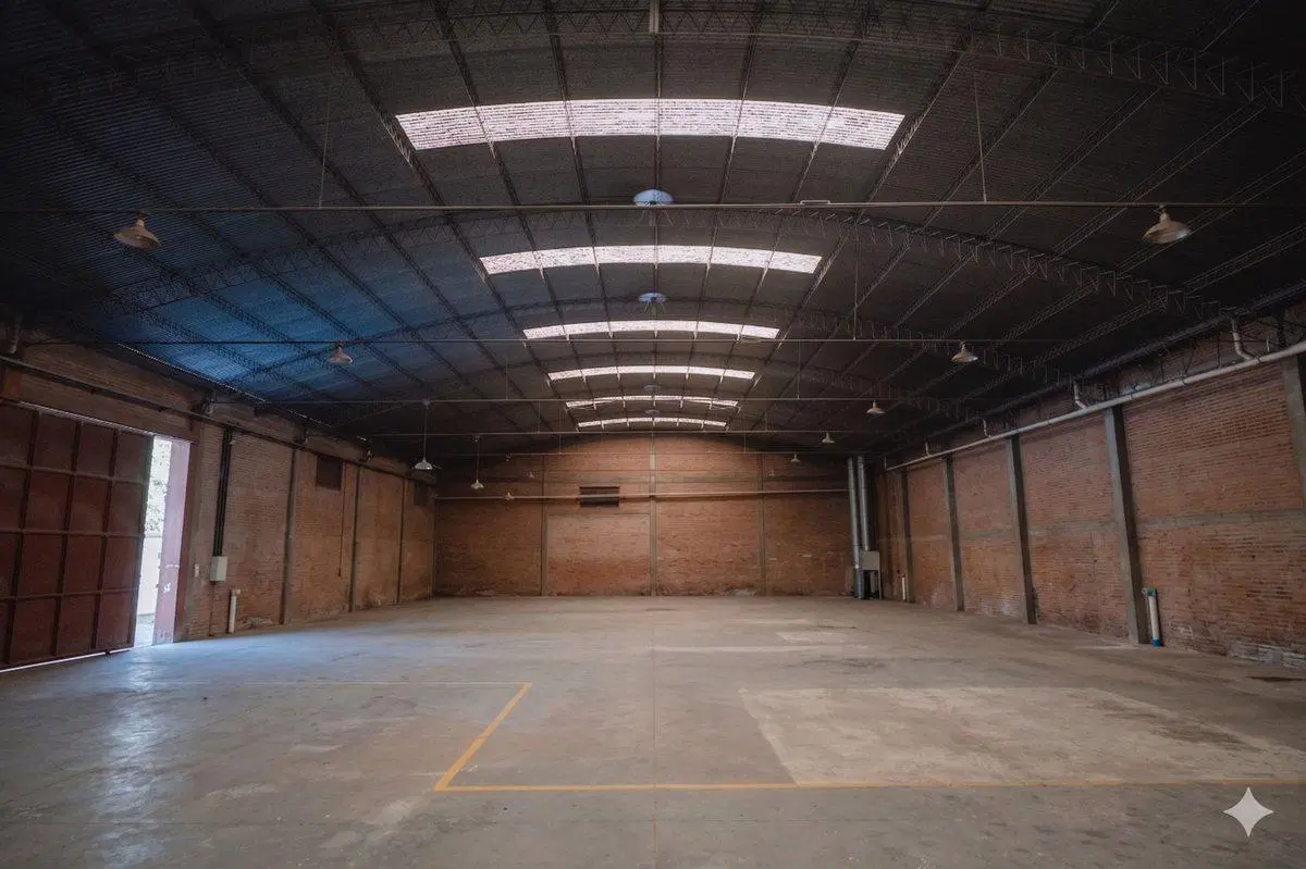ALQUILER GALPON 1500m2 AV CAMINO DEL PERU 600 4