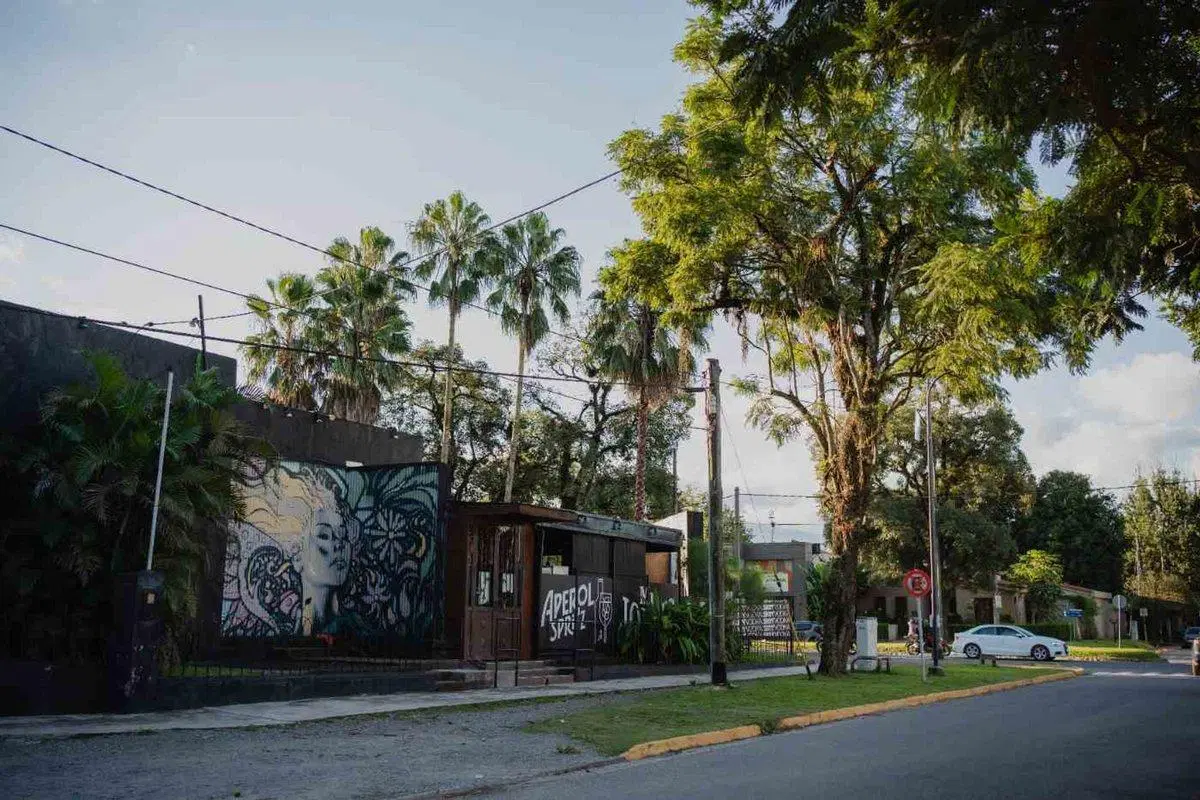 VENTA ESQUINA 3476m2 YERBA BUENA AV ACONQUIJA 1700 4