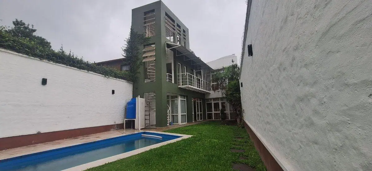 VENTA CASA PREMIUM 4 DORM BARRIO SUR C/RENTA 4