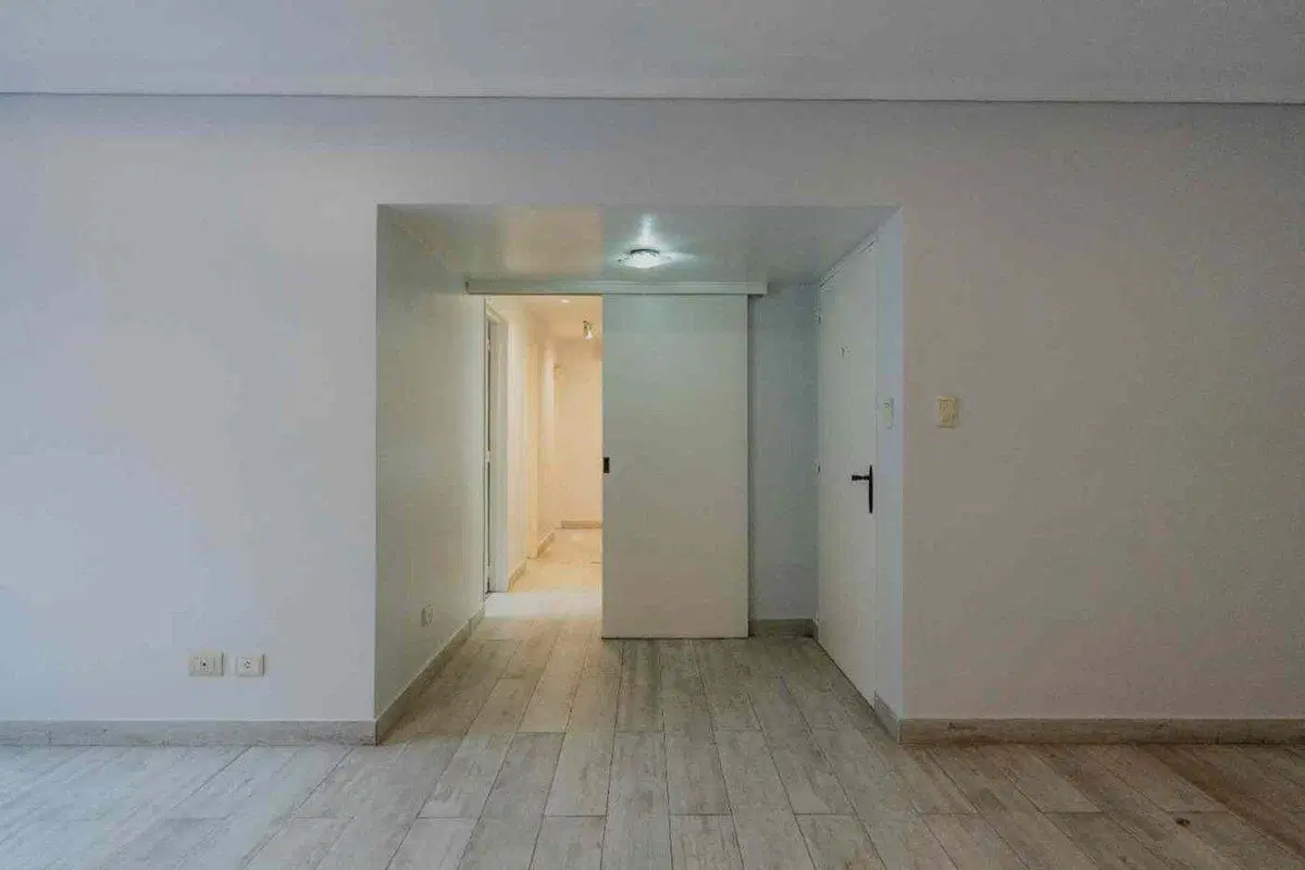 VENTA DEPARTAMENTO 4 DORMITORIOS CON PATIO PROPIO 4